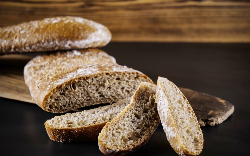 Gesunde Vollkornbrote mit Roggen, Dinkel, Nuss, Kürbis und viele weitere... Gesunde Vollkornbrote mit Roggen, Dinkel, Nuss, Kürbis und viele weitere...